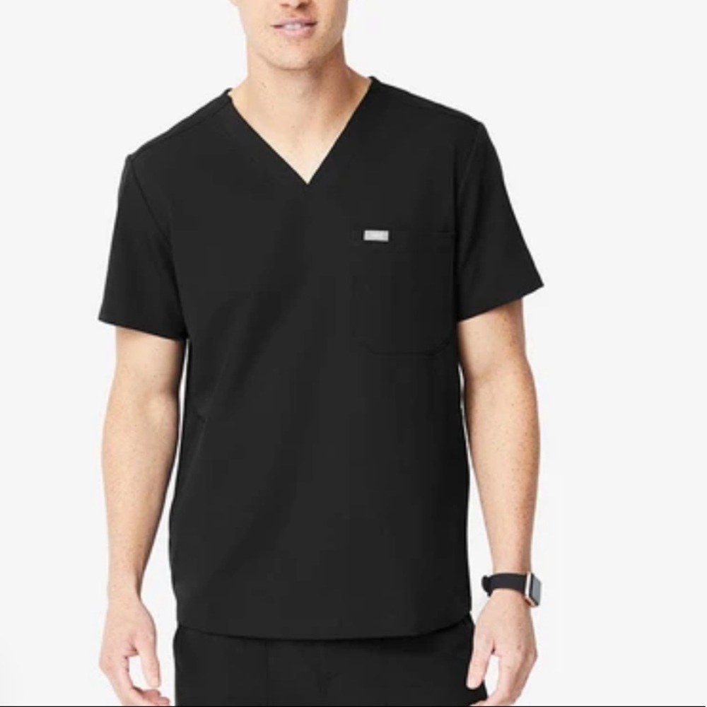 Figs Chisec Three-pocket scrub top size medium